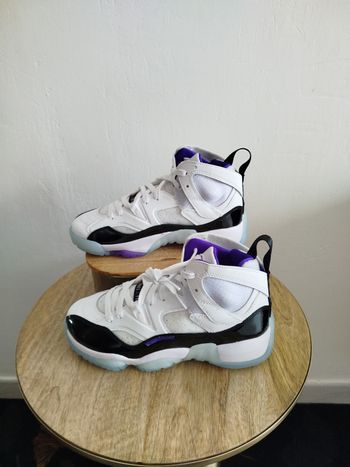 Baskets Nike T 38,5