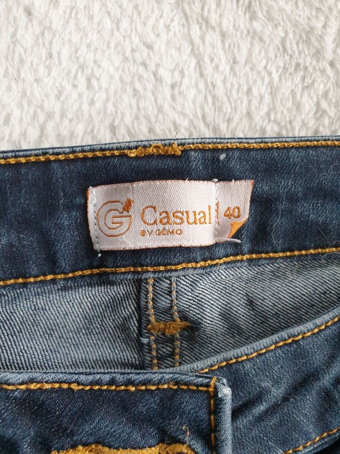 Jean femme 40 - photo numéro 3