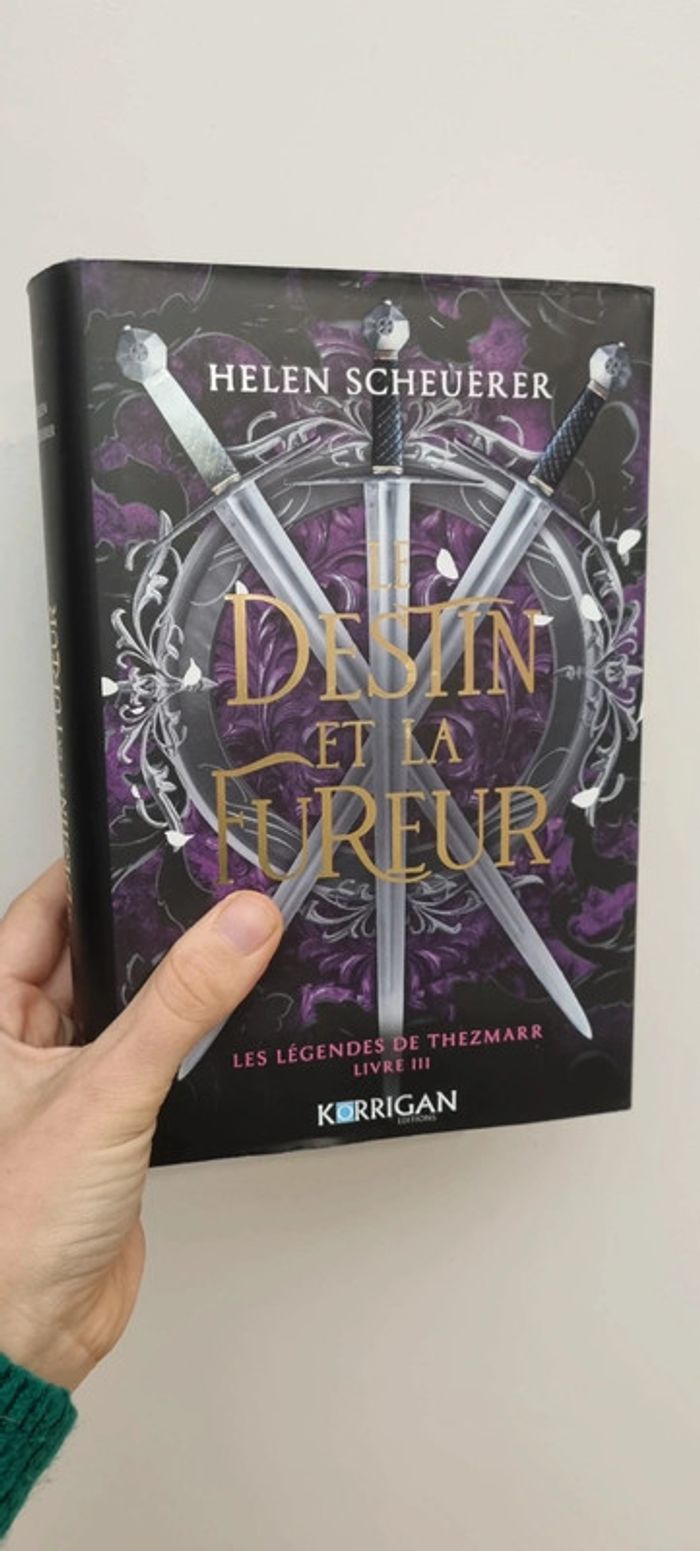 Box Le destin et la fureur tome 3 + Goodies - photo numéro 3