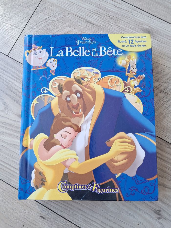 Livre comptines et figurines : la belle et la bete - photo numéro 1