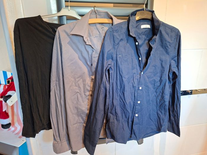 2 chemises homme M et 1 tee shirt