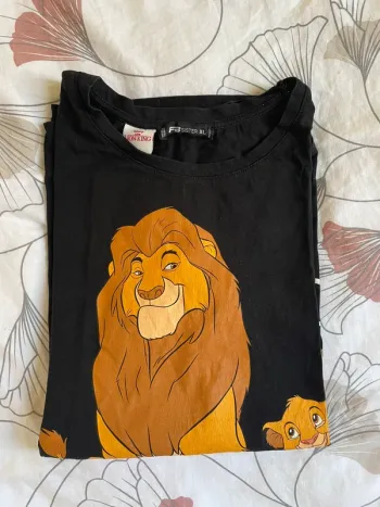 T-shirt le roi lion