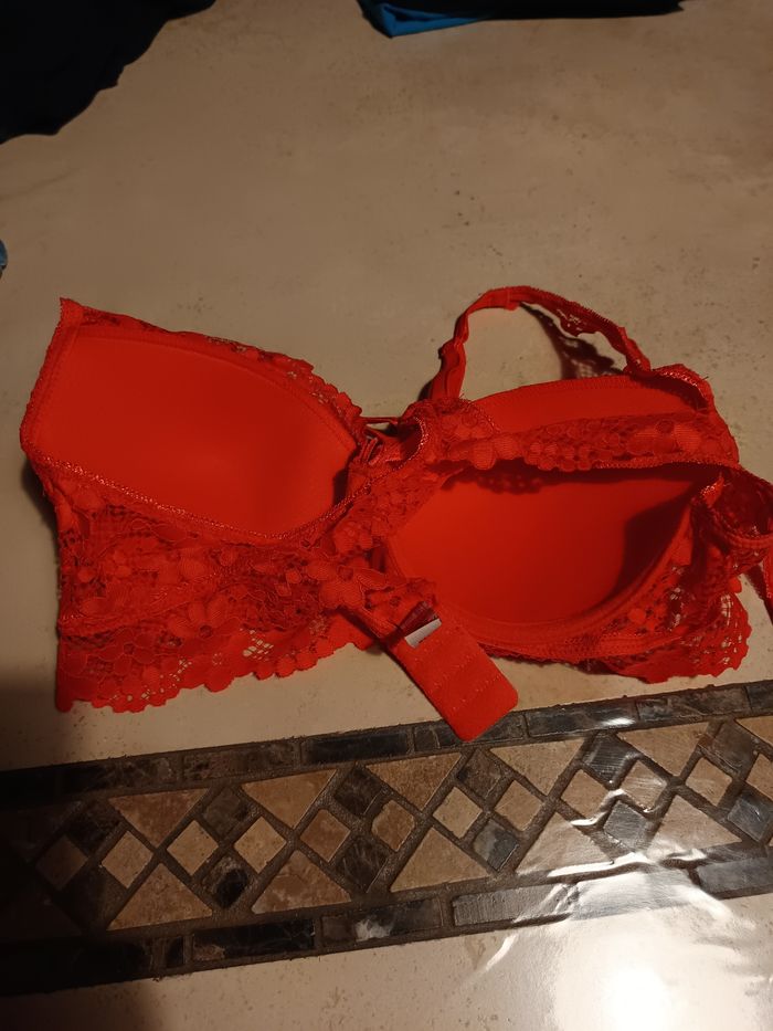 Soutien gorge - photo numéro 4