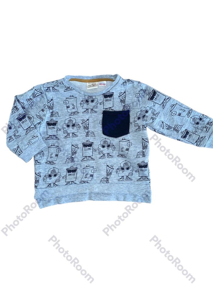 Pull 12/18 mois