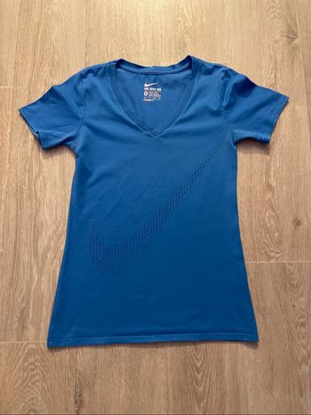 Tee shirt homme bleu turquoise  taille XS Nike très bon état