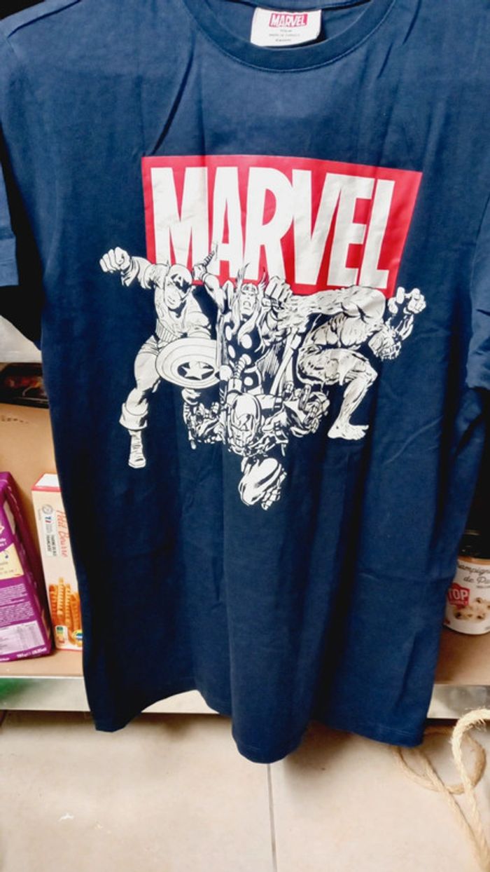 Tee shirt marvel