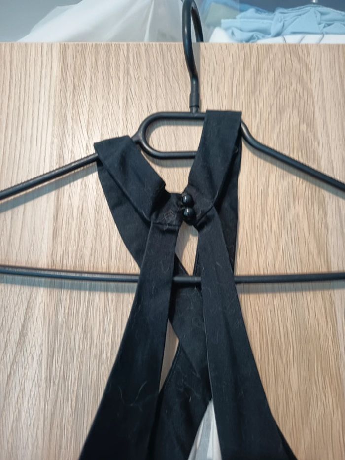 Robe blanche avec dessin noir et détails
Neuve Camaïeu - Taille XXL 44 - photo numéro 4