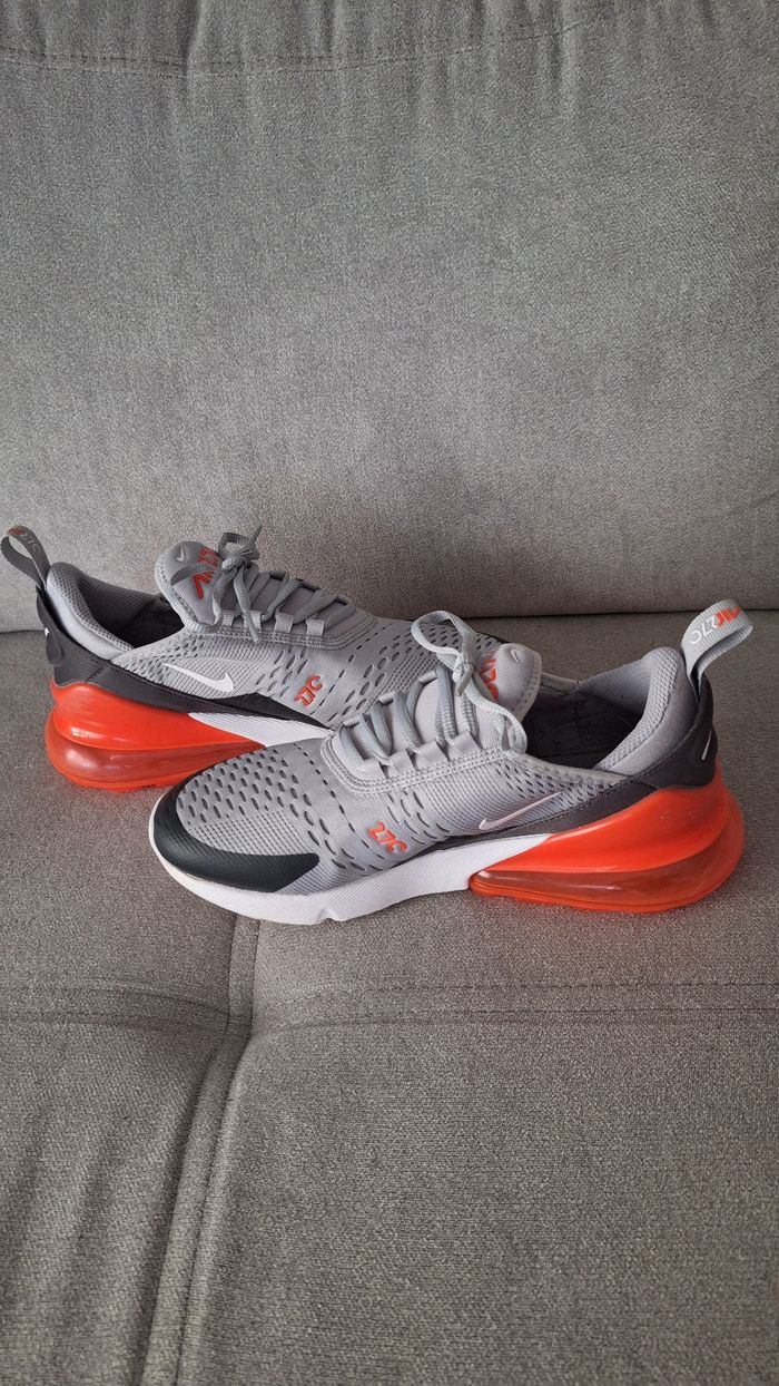 Baskets Air Max 270 gris et orange - photo numéro 2