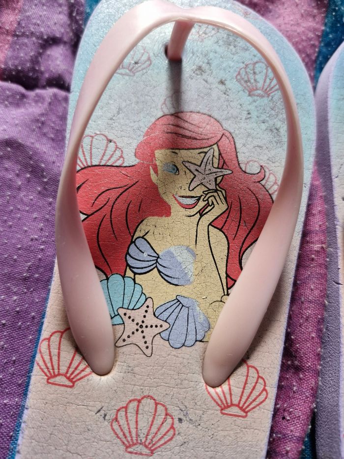 Jolies petites tongs sirène - photo numéro 9