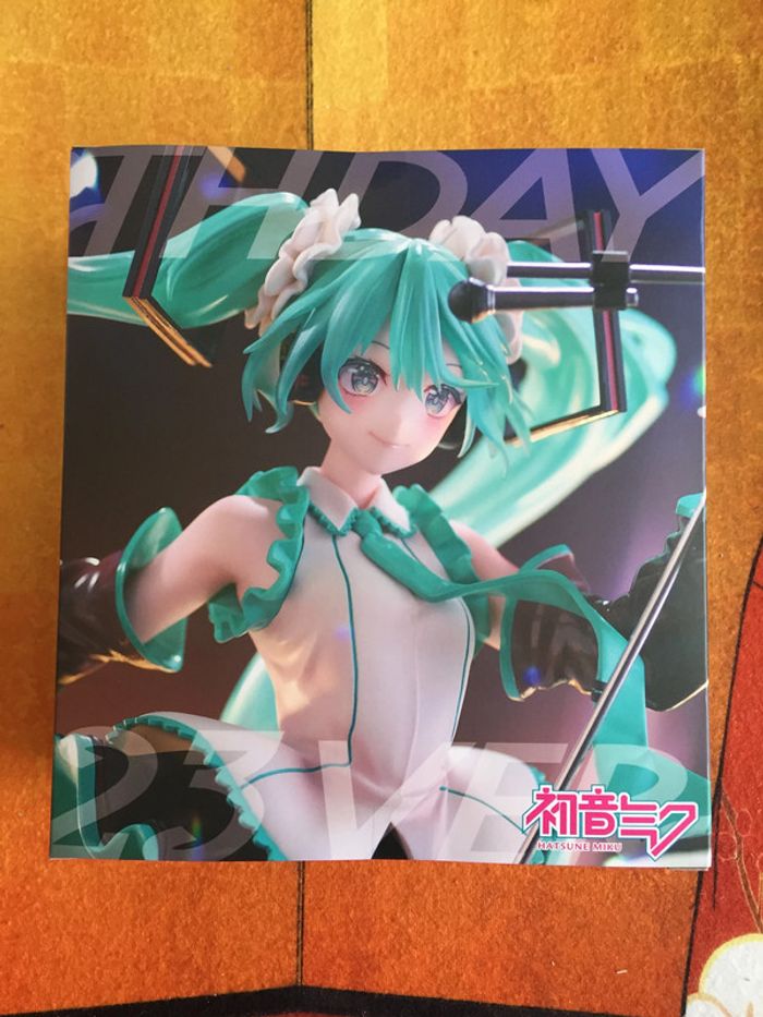 Hatsune Miku birthday 2023 AMP + Artist MasterPiece Taito figure figurine - photo numéro 2