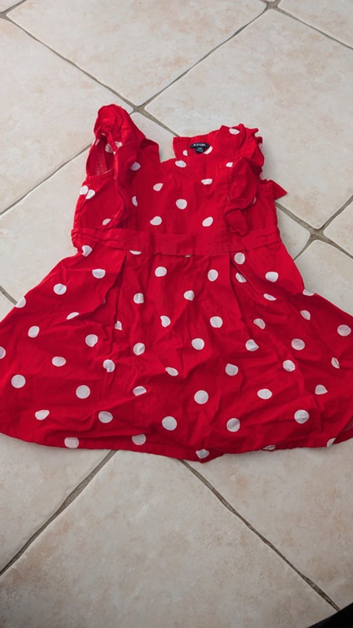 Robe Kiabi pois
