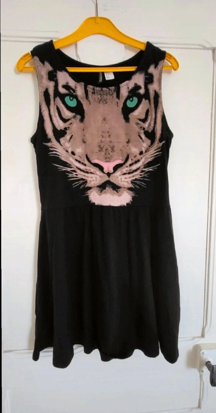 Robe noire H&M Divided. T40