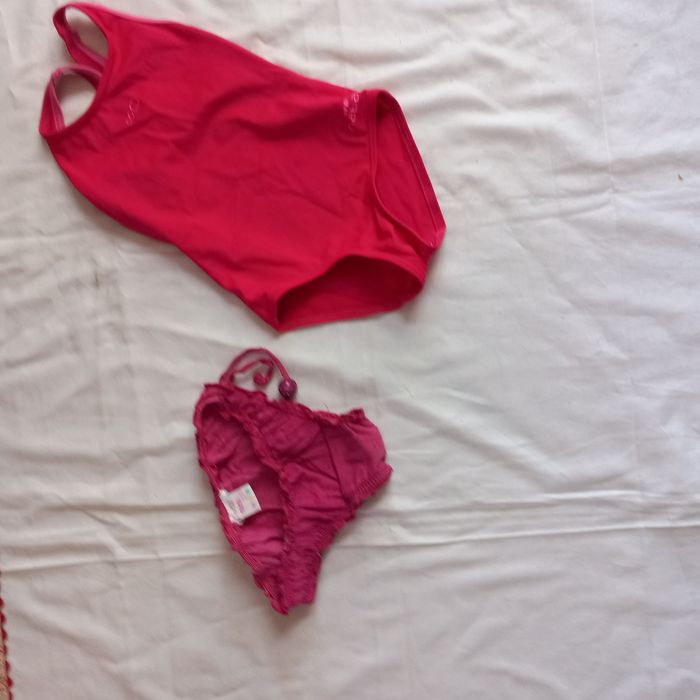 Lot 2 maillots de bain 4 ans