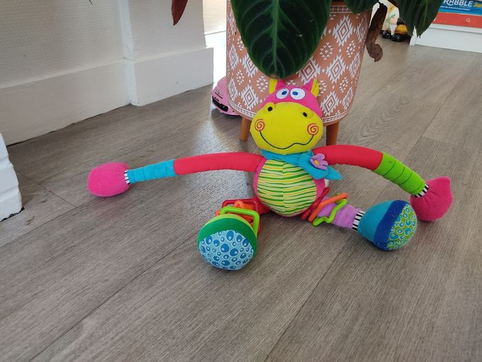 Peluche d'éveil