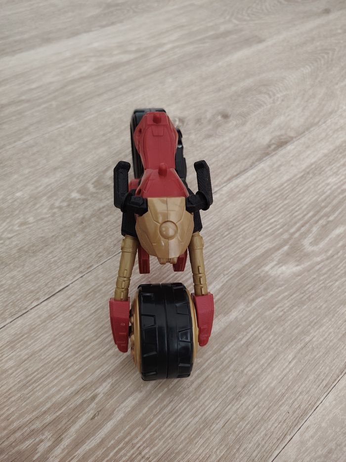Moto super héros - photo numéro 6