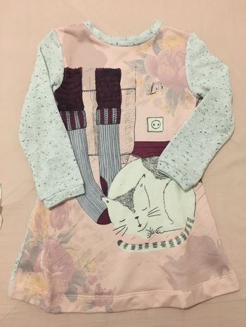 Robe, 6 ans, Lois