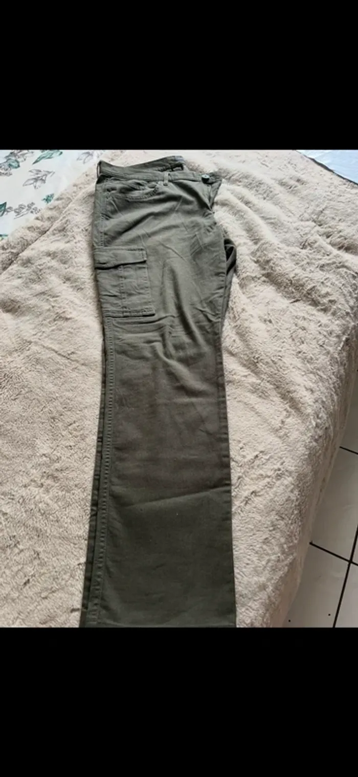 Pantalon kaki 46 - photo numéro 4