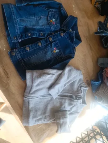Veste fille 9 mois