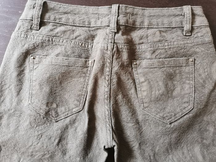 Pantalon T40 VS Miss superbe - photo numéro 8