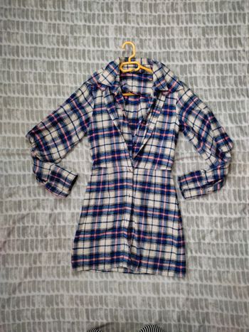 Veste chemise carreaux blanc bleu rouge cintrée Zara taille 36
