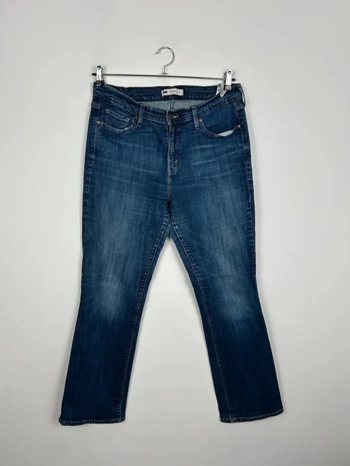 Jean Levi's Femme Bleu Marine W32 L34 | 515 Bootcut | Taille FR42 | Très Bon État LF621 - photo numéro 2