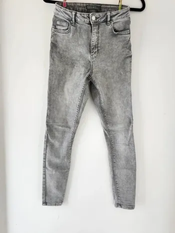 🔹 Jean gris skinny – Denim Co taille 38 (EUR)