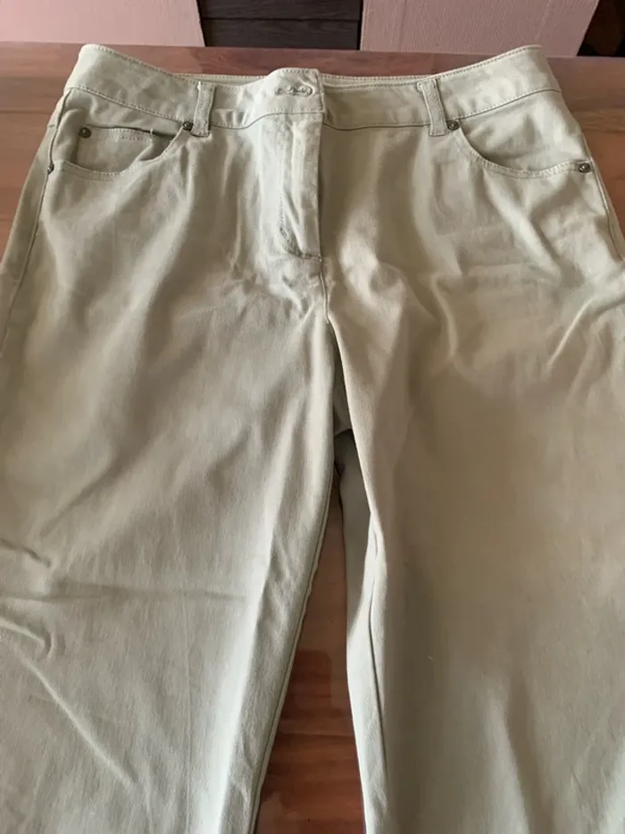 Pantacourt femme kaki taille 40