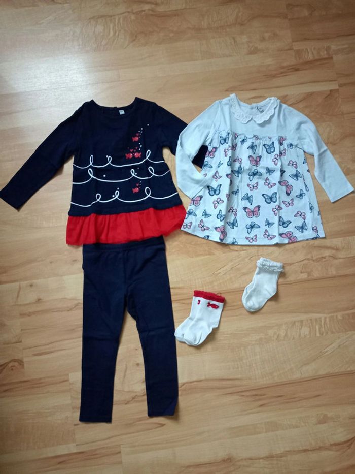 Lot vêtements fille 23 mois