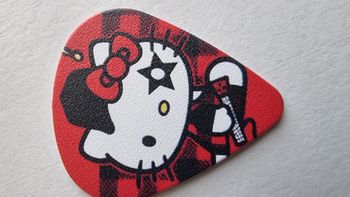 Mediator Hello Kitty n°4 Neuf