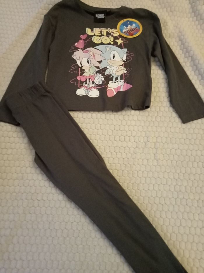 Pyjama sonic 8 ans - photo numéro 2