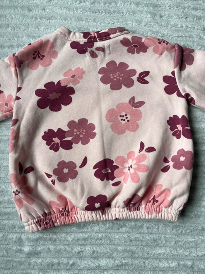 Pull fleuri 9 mois - photo numéro 4