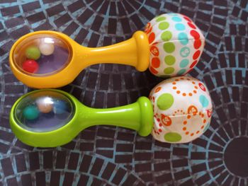 lot de 2 hochets maracas fisher price