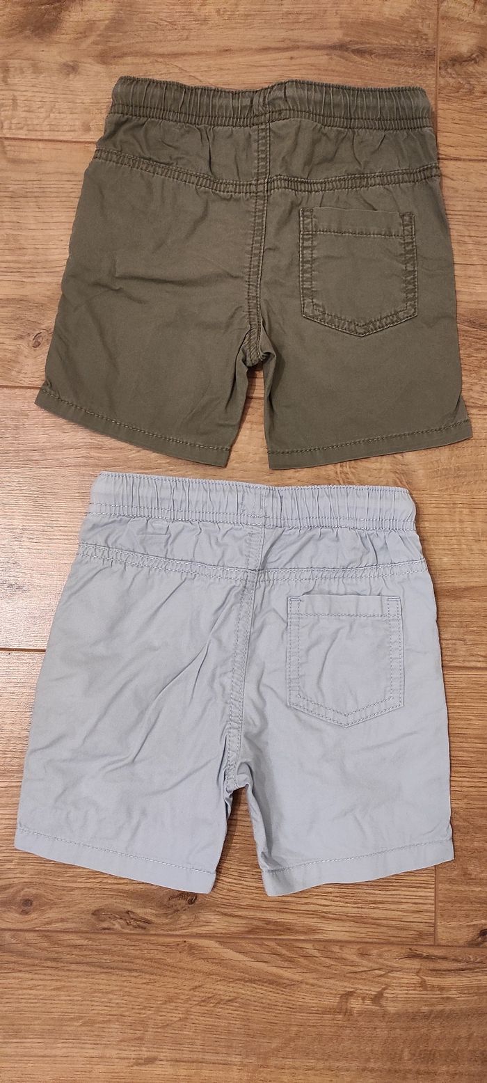 Lot 2 shorts 24 mois Gémo - photo numéro 3