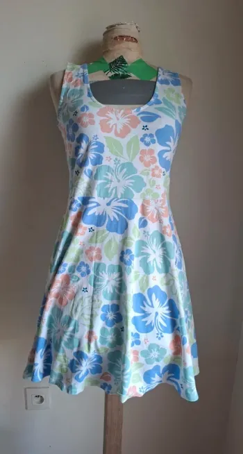 Robe d'été C&A à fleurs, coupe évasée, en très bon état, taille XL