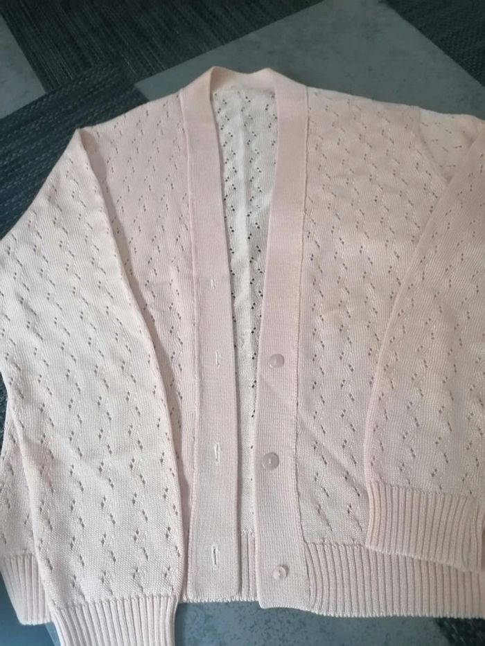 Gilet femme rose pâle taille 38 tbe - photo numéro 2