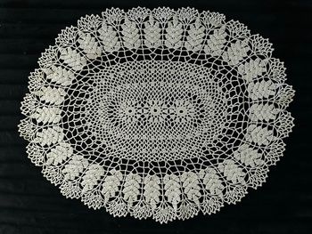 Napperon dentelle broderie blanc crème Vintage 44x32cm