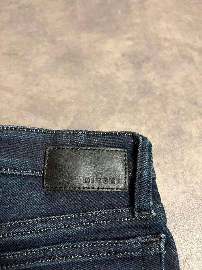 Jean Diesel femme W26 L32 skinzee - photo numéro 4