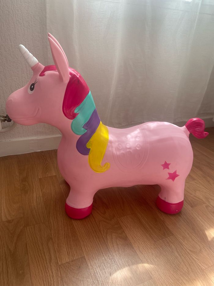 Licorne sauteur