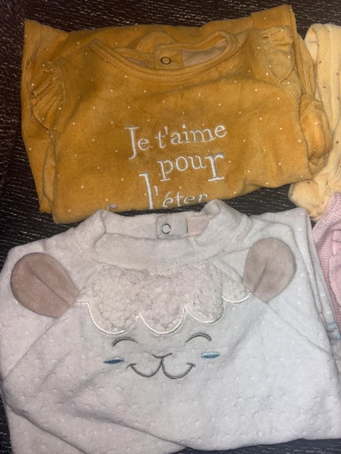 Lot de 4 pyjamas - photo numéro 2