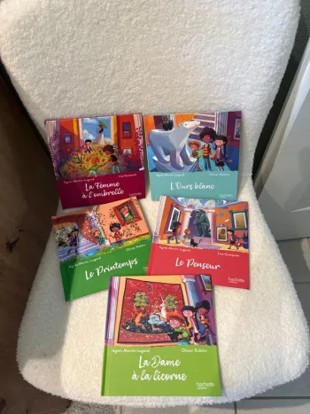 Lot de cinq livres McDo neuf
