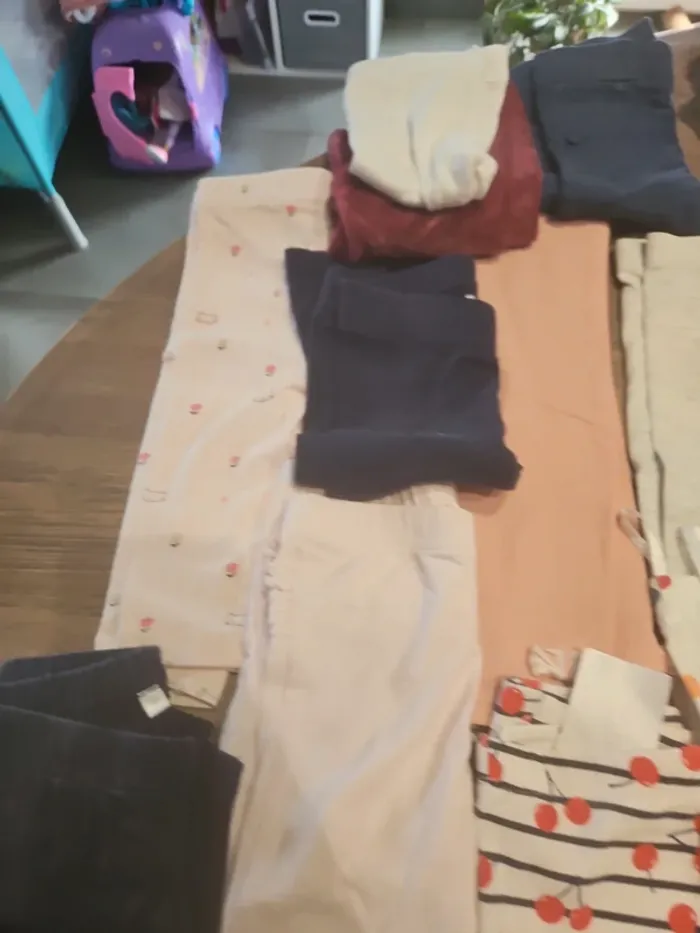 Lot de 14 pantalons - photo numéro 3