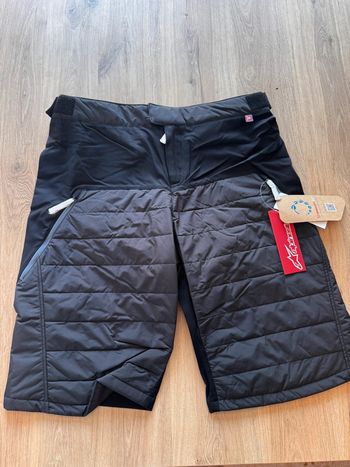Short Alpinestars deperlant en primalof NEUF taille M (32US)