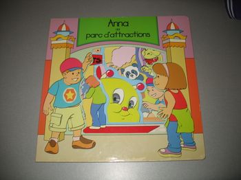 LIVRE CARTONNÉ "ANNA AU PARC D'ATTRACTIONS" - n°09