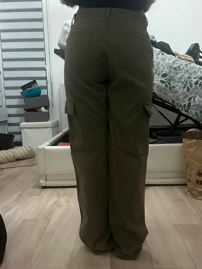 Cargo stradivarius kaki taille 40 neuf - photo numéro 7