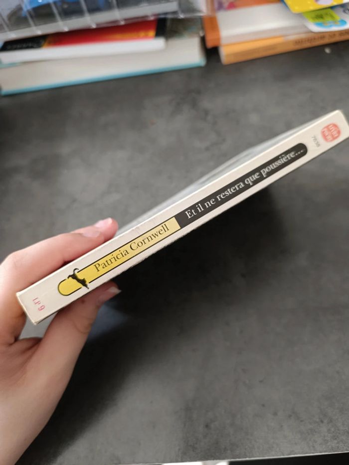 Et il ne restera que poussière - Patricia Cornwell - photo numéro 3