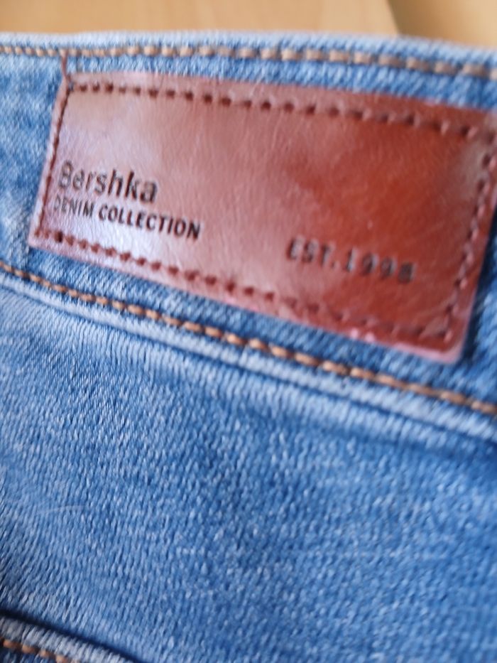 Jean denim bershka - photo numéro 5