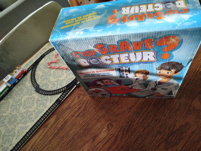 Jeu de société c'est grave docteur - photo numéro 3