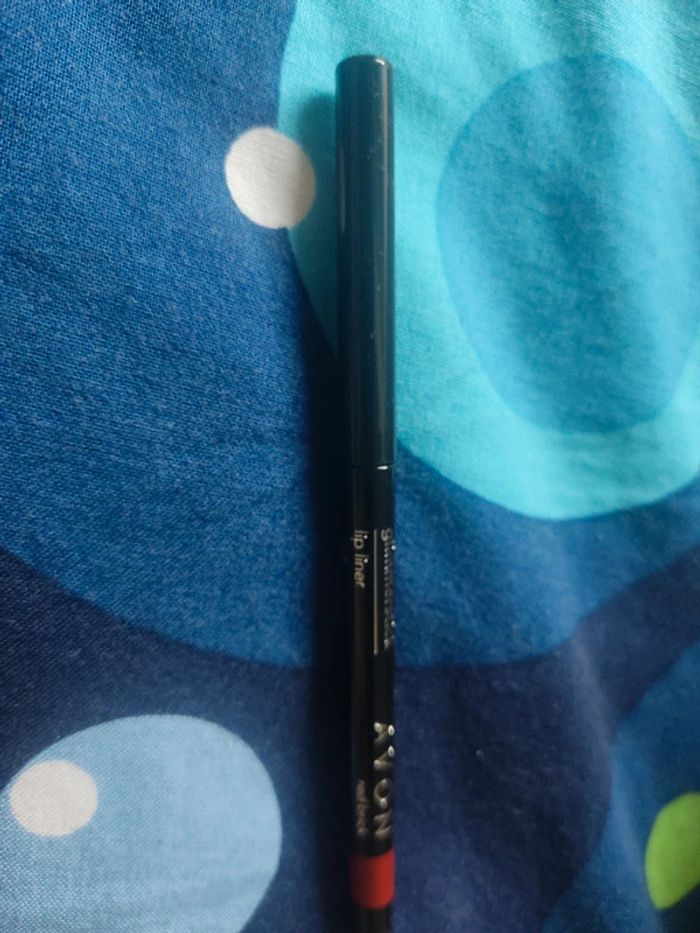 Crayon à lèvres avon