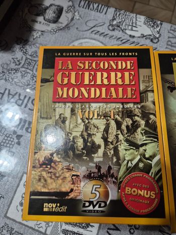 Deux coffrets 10 DVD second guerre mondiale 