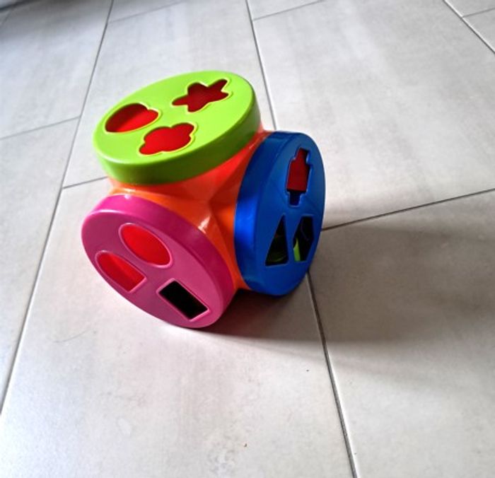 Jeu de formes - photo numéro 2